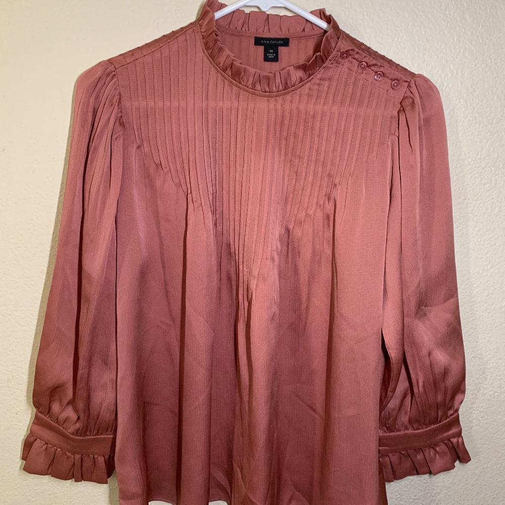 Ann Taylor Rose Blouse Size XS